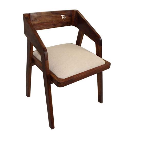 Loria Chair